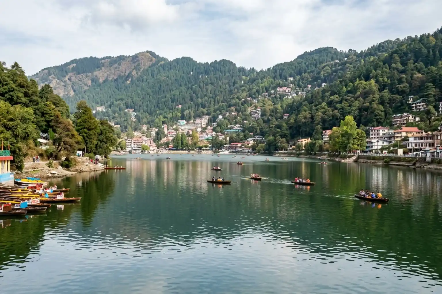 1. Naini Lake - YahTrip Travel Guide